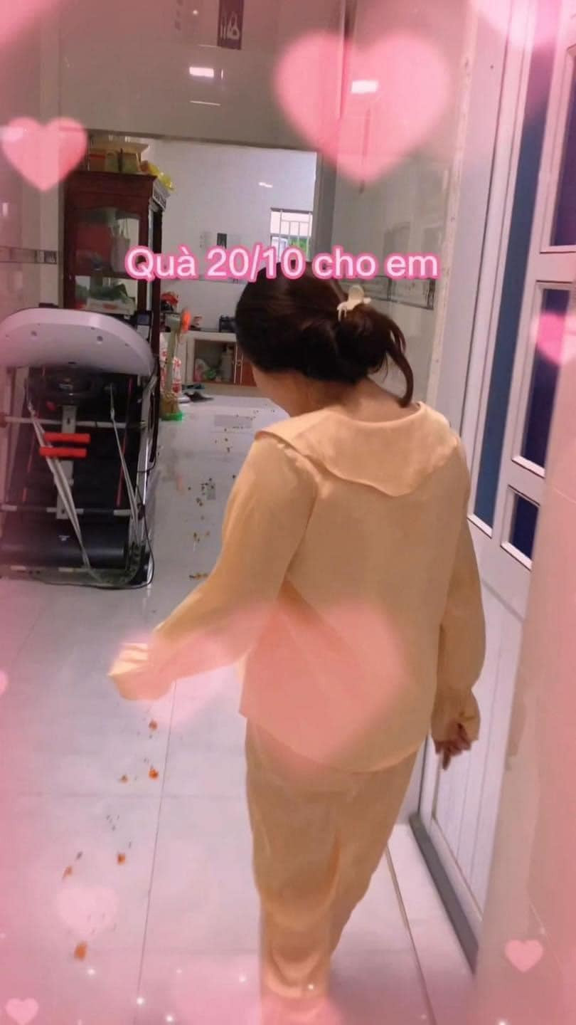 Cứ vào dịp Ngày Phụ nữ Việt Nam 20-10, chắc hẳn người phụ nữ nào cũng mong đợi những món quà bất ngờ từ chồng hay người yêu.