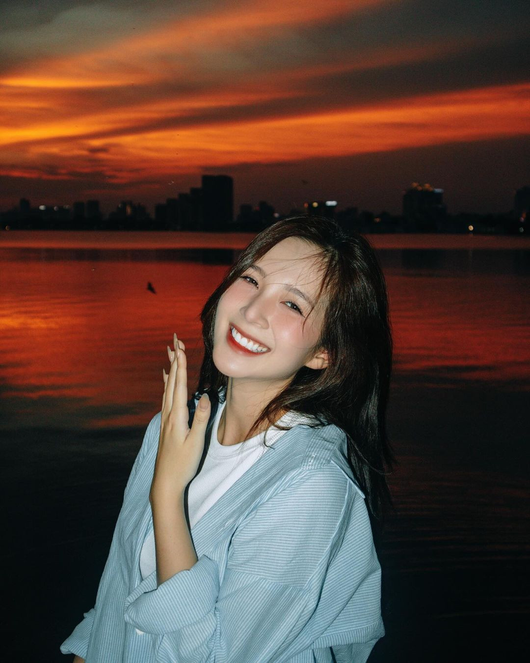 Cô nàng từng gây chú ý trong cộng đồng mạng nhờ bộ ảnh chụp với đồng phục thể dục vô cùng đáng yêu.