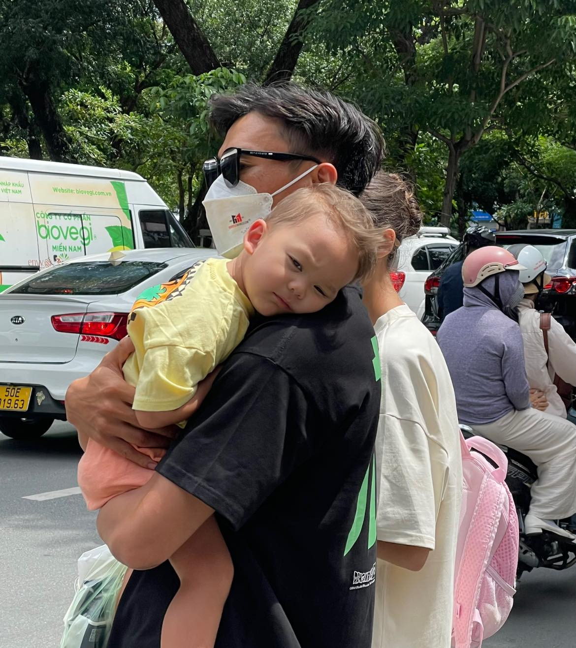 Thủ môn Bùi Tiến Dũng - người mẫu Dianka Zakhidova kết hôn hồi tháng 5/2022.