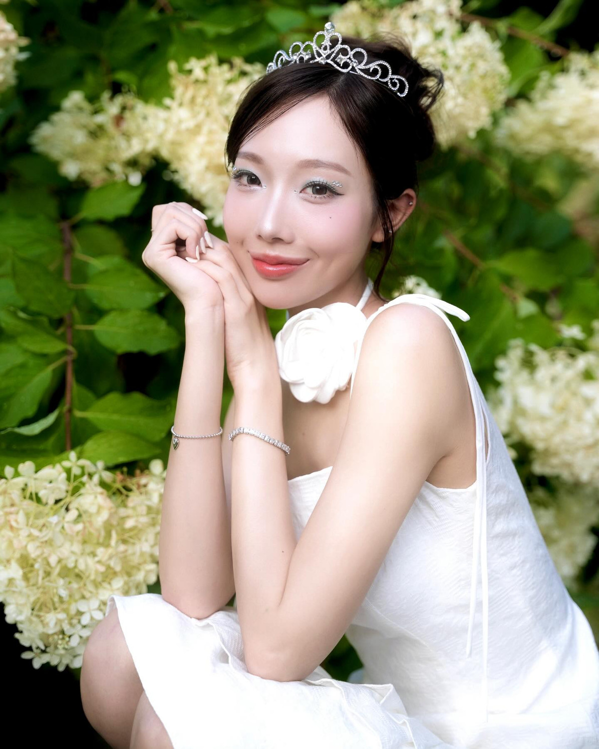 Nói về lý do, cô nàng chia sẻ: "Khi bạn ấy quen em thì bạn ấy chấp nhận tính cách của em thì mới quen nhau. Tính của em thích được chiều chuộng. Còn bạn ấy nghĩ rằng hành động đút cho em quá là lố, quá là ô dề".