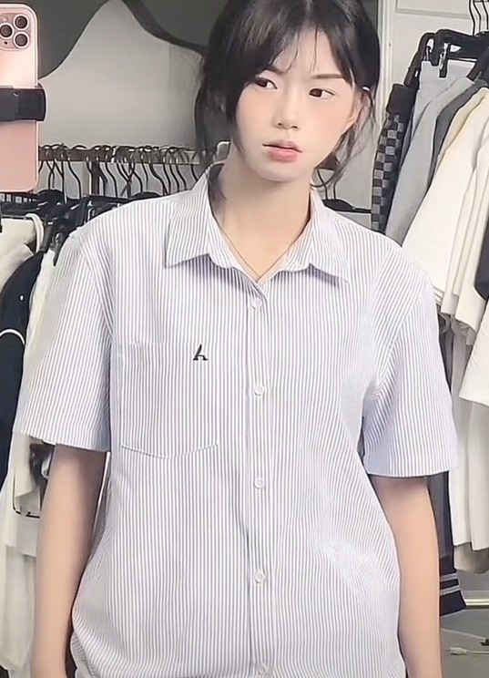 Ở thời điểm hiện tại, Mỹ Lệ có gần 1 triệu người theo dõi trên nền tảng Tiktok cùng hàng chục triệu lượt yêu thích.