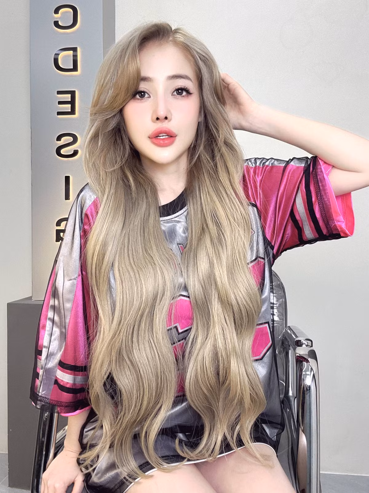 Nhan sắc trước đây của cô nàng.