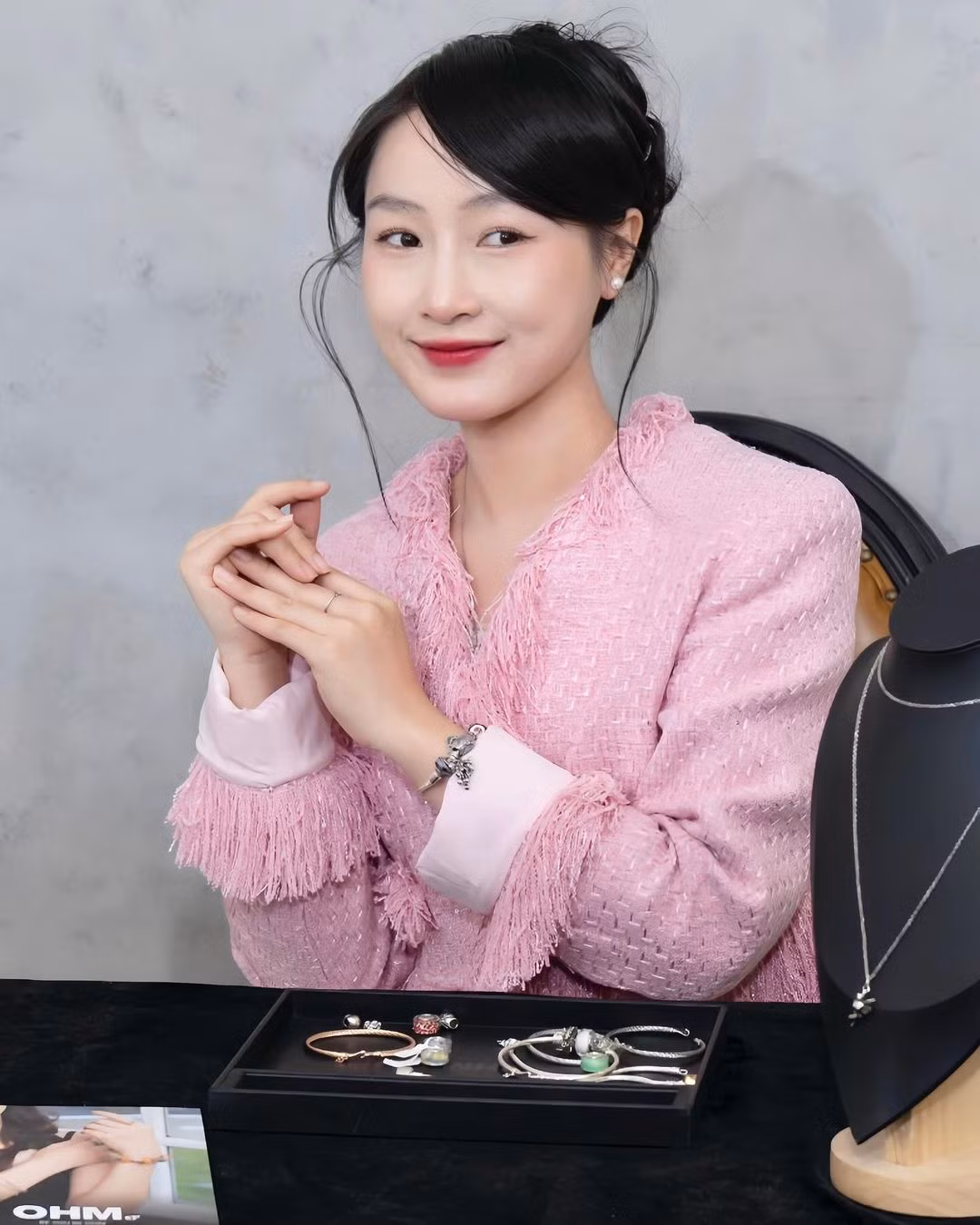 Cô nàng mang vẻ đẹp đậm chất Á Đông. (Ảnh: IGNV)