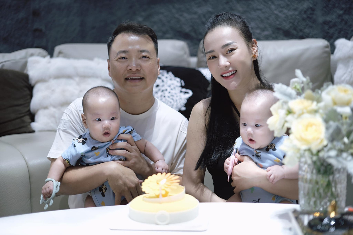 Phương Oanh sinh đôi một trai một gái vào giữa tháng 5/2024, sau gần một năm kết hôn với shark Bình.