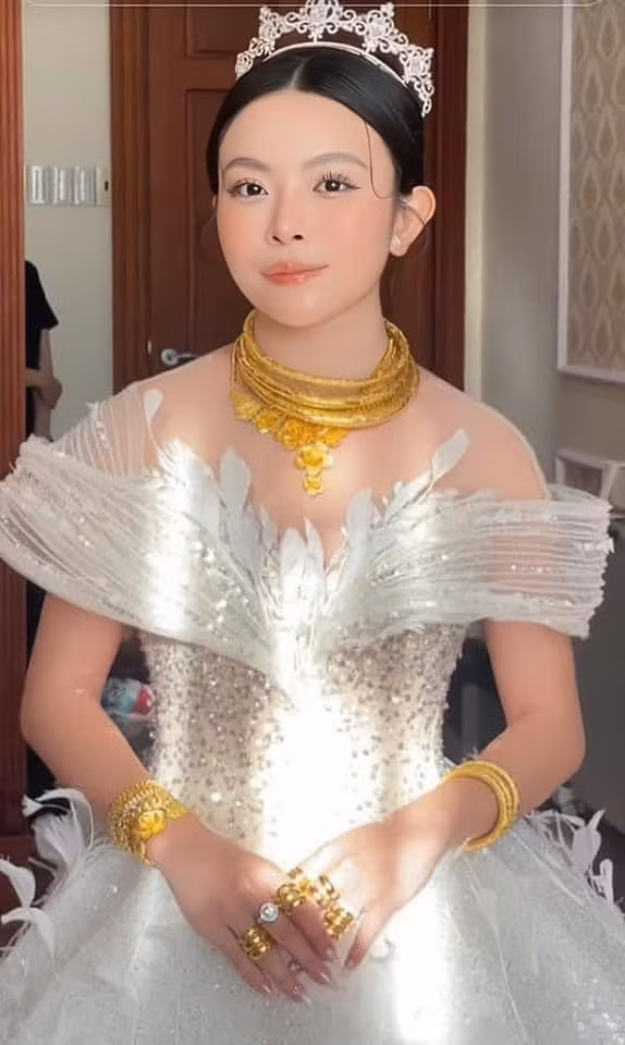 Được biết, đám cưới trên diễn ra vào ngày 28/9 vừa qua tại thành phố Bạc Liêu (Bạc Liêu).