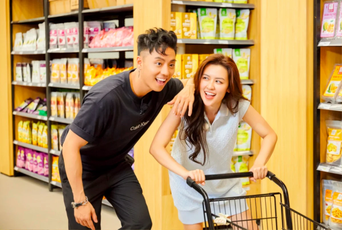 Wukong tên thật là Alfy Ngor, là DJ kiêm nhà sản xuất âm nhạc có tiếng tại Singapore. Wukong là DJ, nhà sản xuất âm nhạc đầu tiên của châu Á ký hợp đồng với Liquid State - công ty quản lý của DJ nổi tiếng Alan Walker, R3HAB