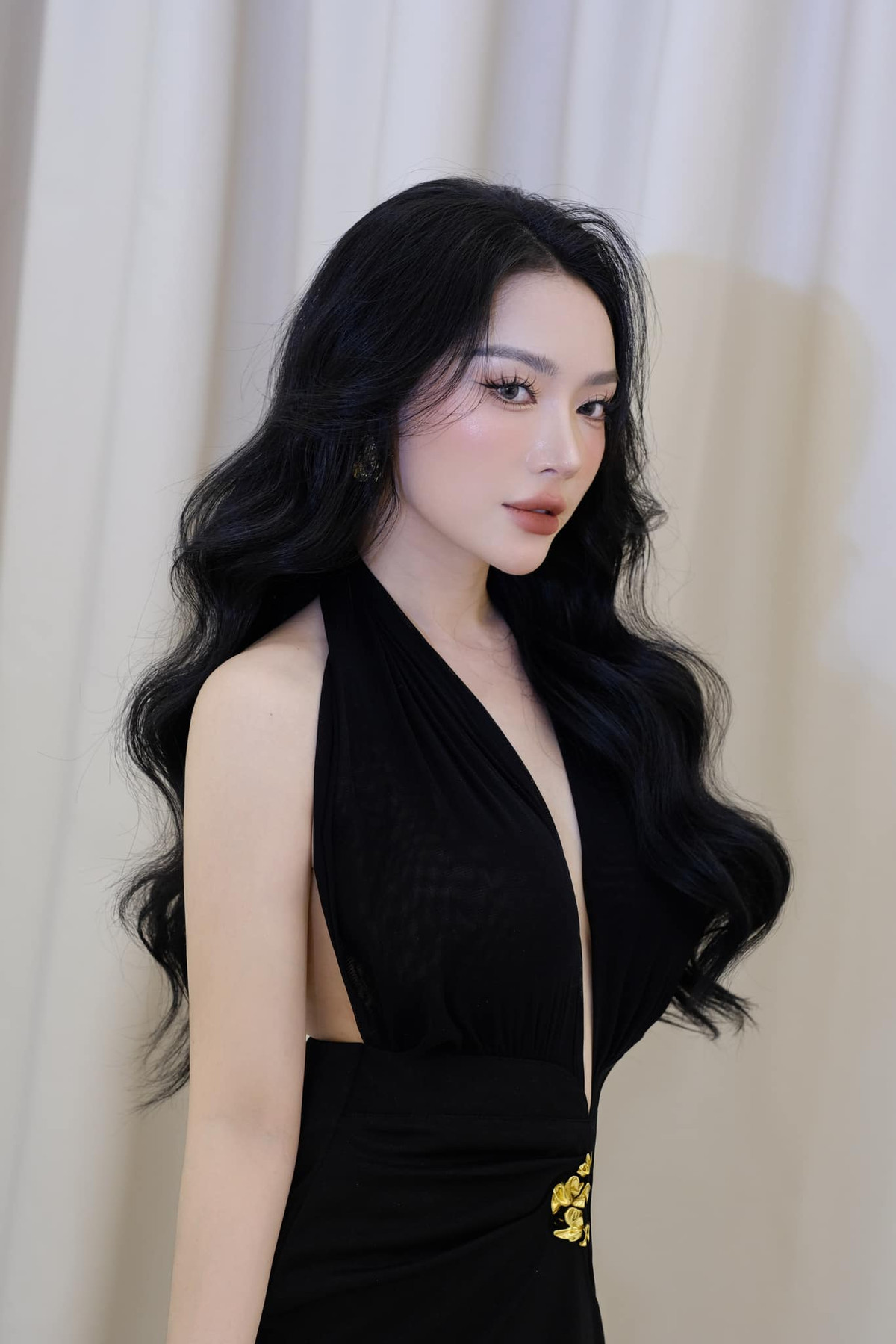 Dù không còn yêu cầu thủ nhưng Bảo Trân vẫn là nàng hot girl có tiếng, thu hút được chú ý của người hâm mộ. Từ đó đến nay, Bảo Trân chưa từng công khai có bạn trai mới.