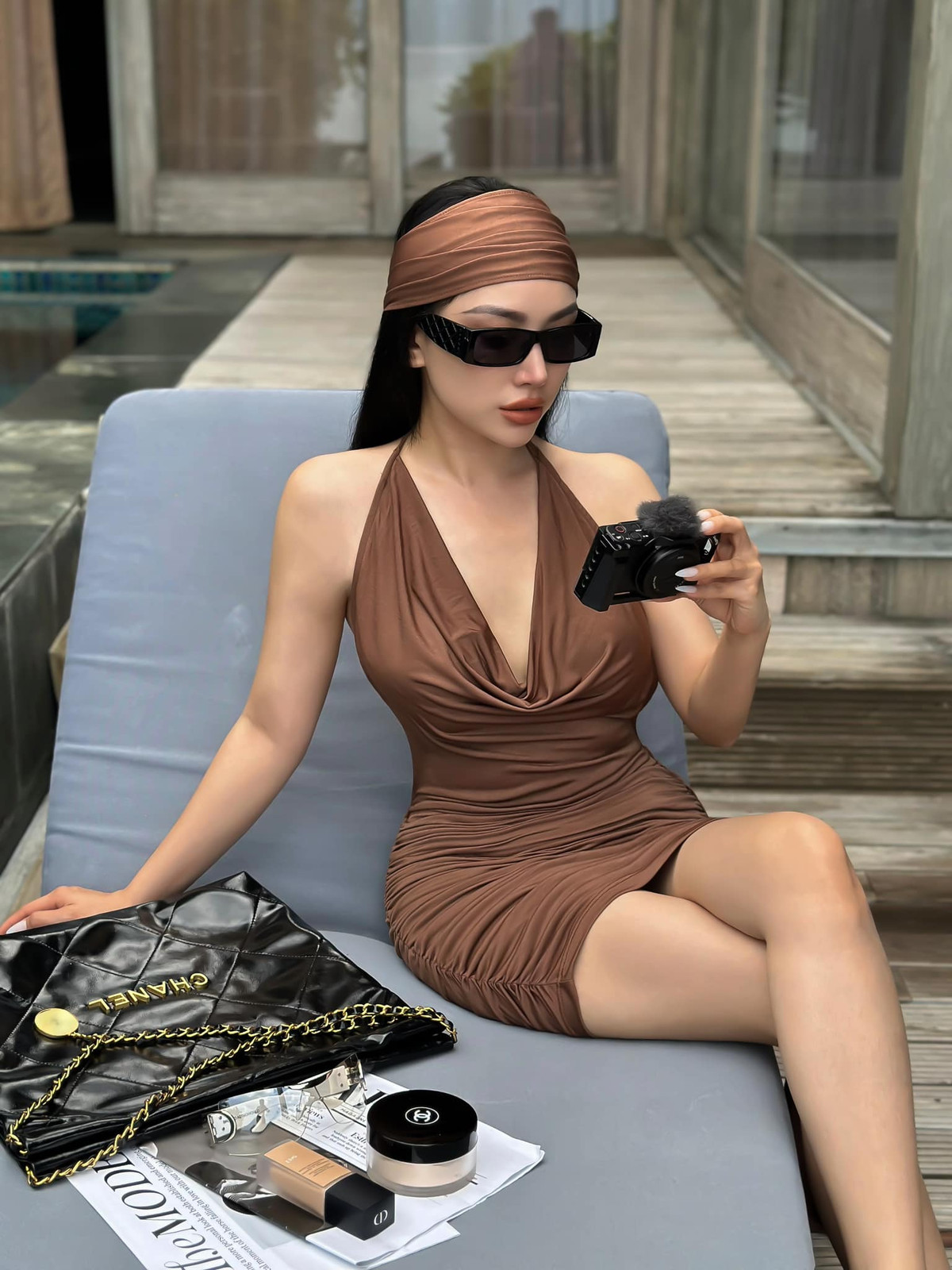 Bảo Trân sở hữu gương mặt đẹp với đường nét rất Tây. Body của cô nàng cũng "không phải dạng vừa".