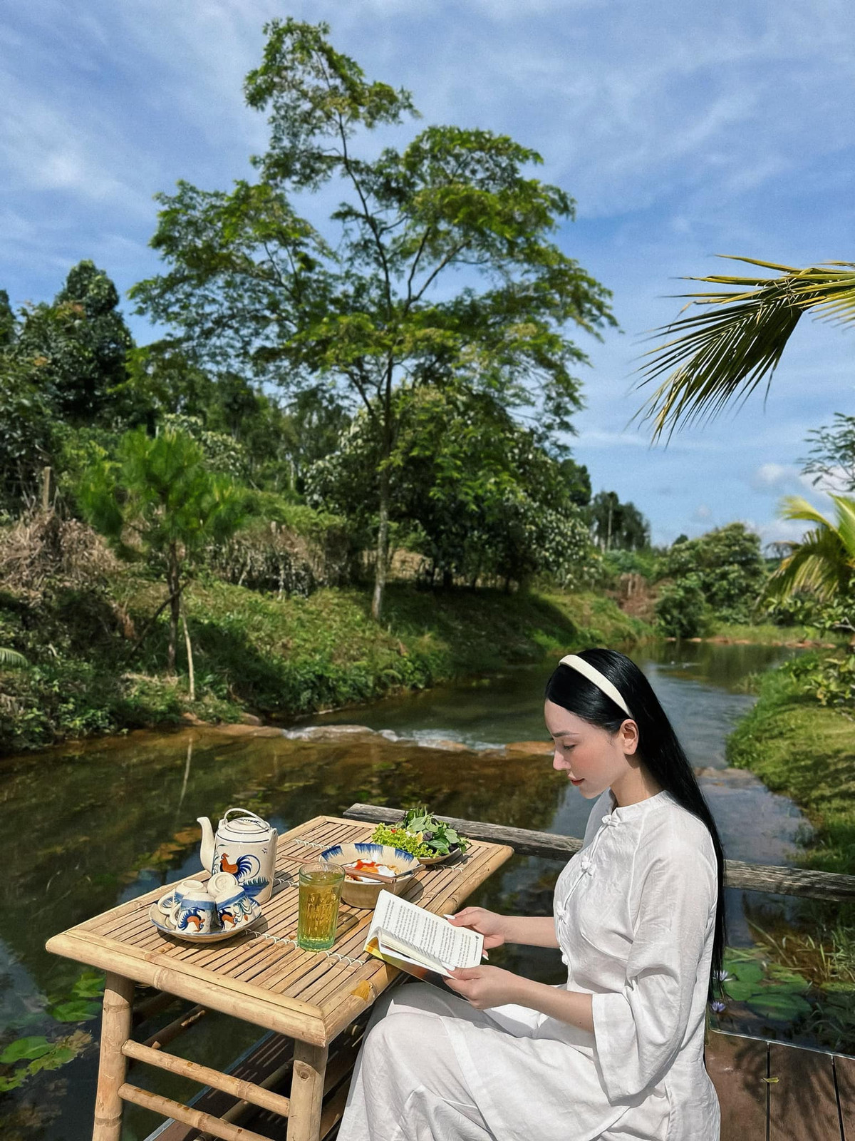 Làm việc trong lĩnh vực làm đẹp nên Bảo Trân rất chăm chút ngoại hình. (Ảnh: FBNV)