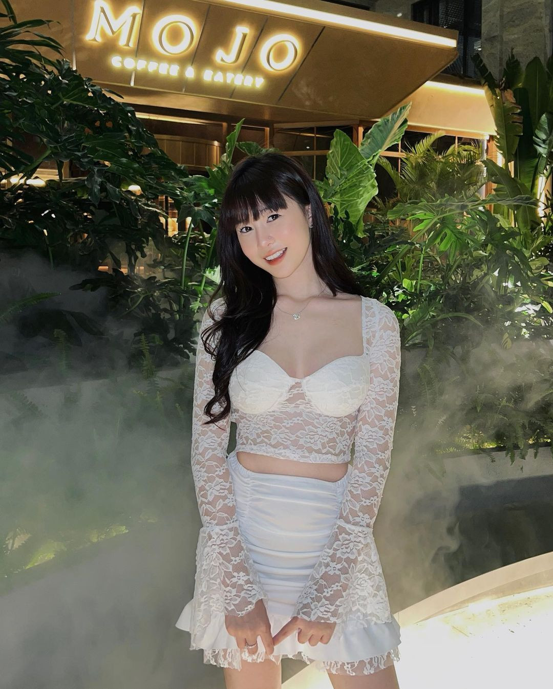 Cô có cuộc sống hạnh phúc, yên bình và hài lòng với những gì mình có. (Ảnh: IGNV)