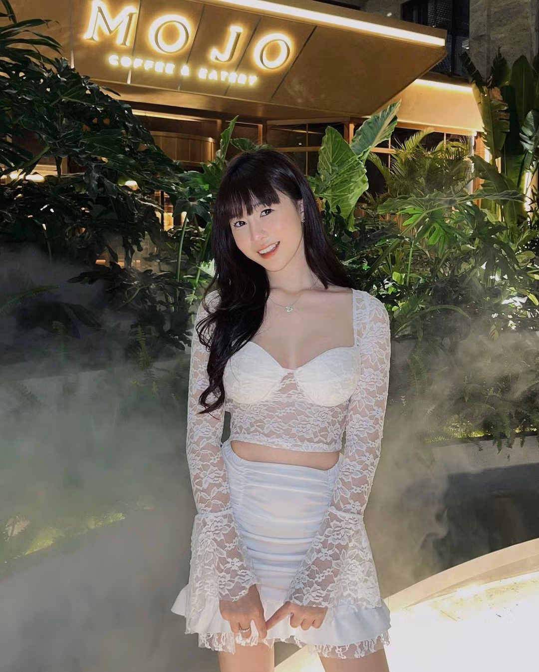 Cô có cuộc sống hạnh phúc, yên bình và hài lòng với những gì mình có. (Ảnh: IGNV)