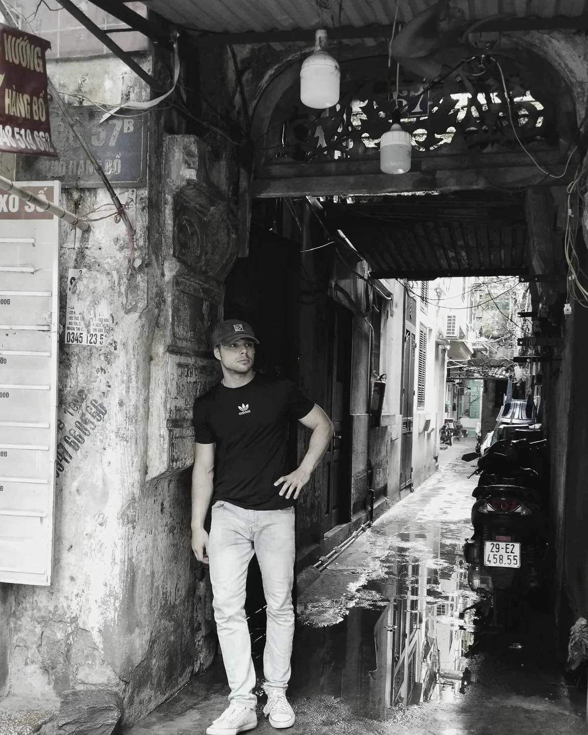 Đến lúc này, Pim mới nhận ra được cảm xúc thật của bản thân và bắt đầu mối tình với Quyên.