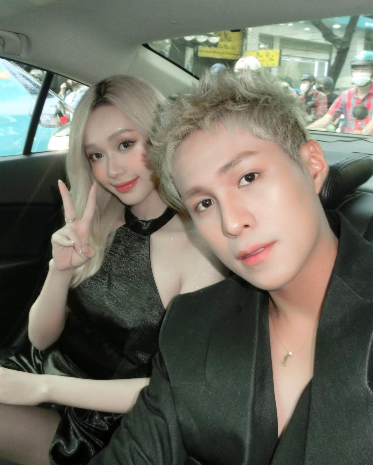 Năm 2022, Thảo Trang tham gia gameshow hẹn hò "Tỏ tình hoàn mỹ". Cô xuất hiện tại chương trình với mong muốn tìm được mối tình đầu. Sau đó, nàng hot girl Điện Biên đã ra về cùng hotboy Otis. Cả 2 thường xuyên cập nhật hình ảnh hạnh phúc bên nhau lên trang cá nhân.