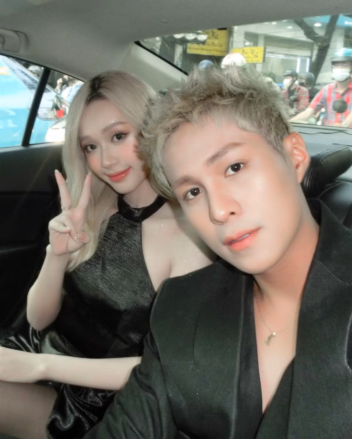 Năm 2022, Thảo Trang tham gia gameshow hẹn hò "Tỏ tình hoàn mỹ". Cô xuất hiện tại chương trình với mong muốn tìm được mối tình đầu. Sau đó, nàng hot girl Điện Biên đã ra về cùng hotboy Otis. Cả 2 thường xuyên cập nhật hình ảnh hạnh phúc bên nhau lên trang cá nhân.