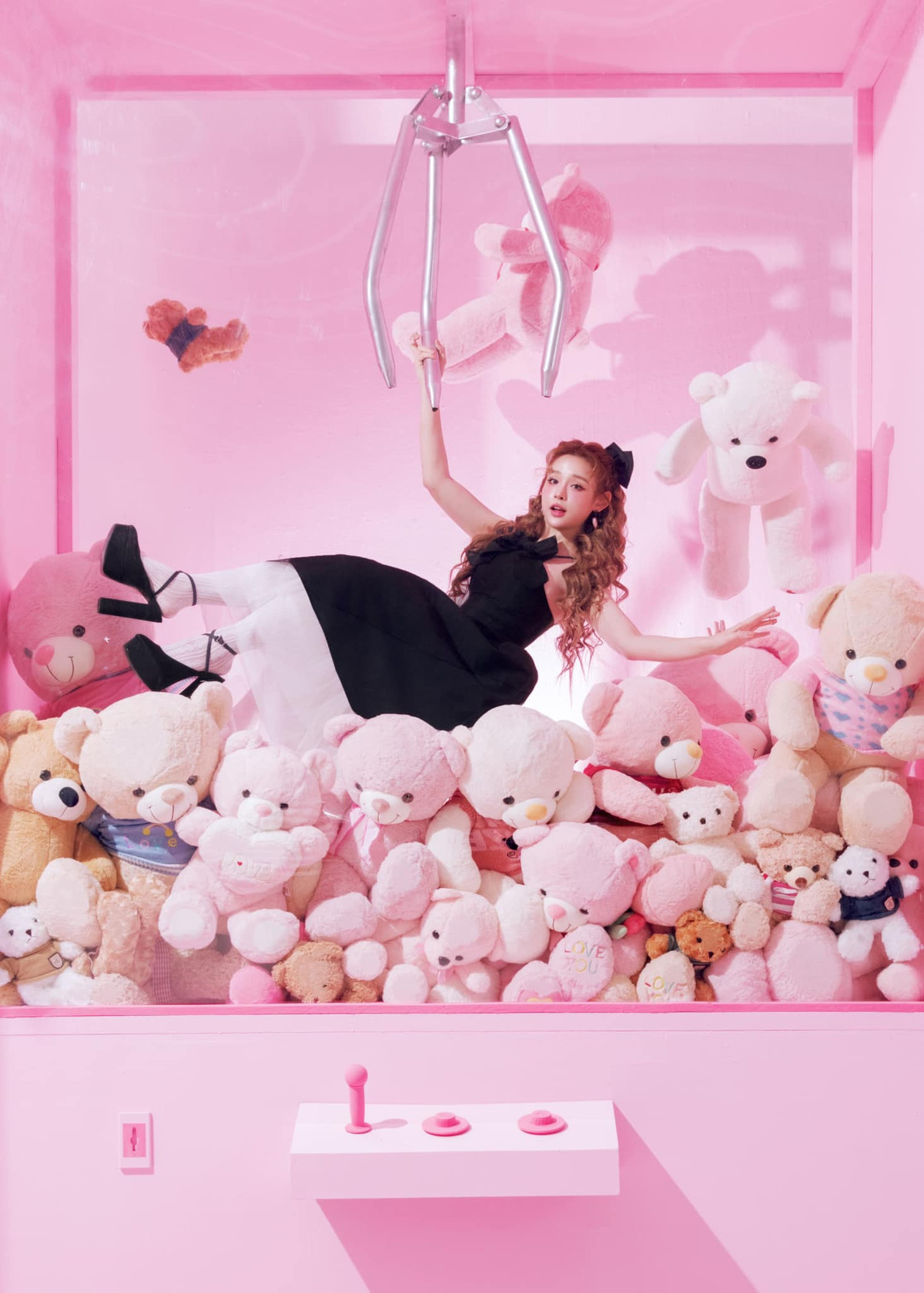 Loạt ảnh tràn ngập sắc hồng đầy ngọt ngào như chính nhan sắc của "nàng búp bê" Huyền Baby.