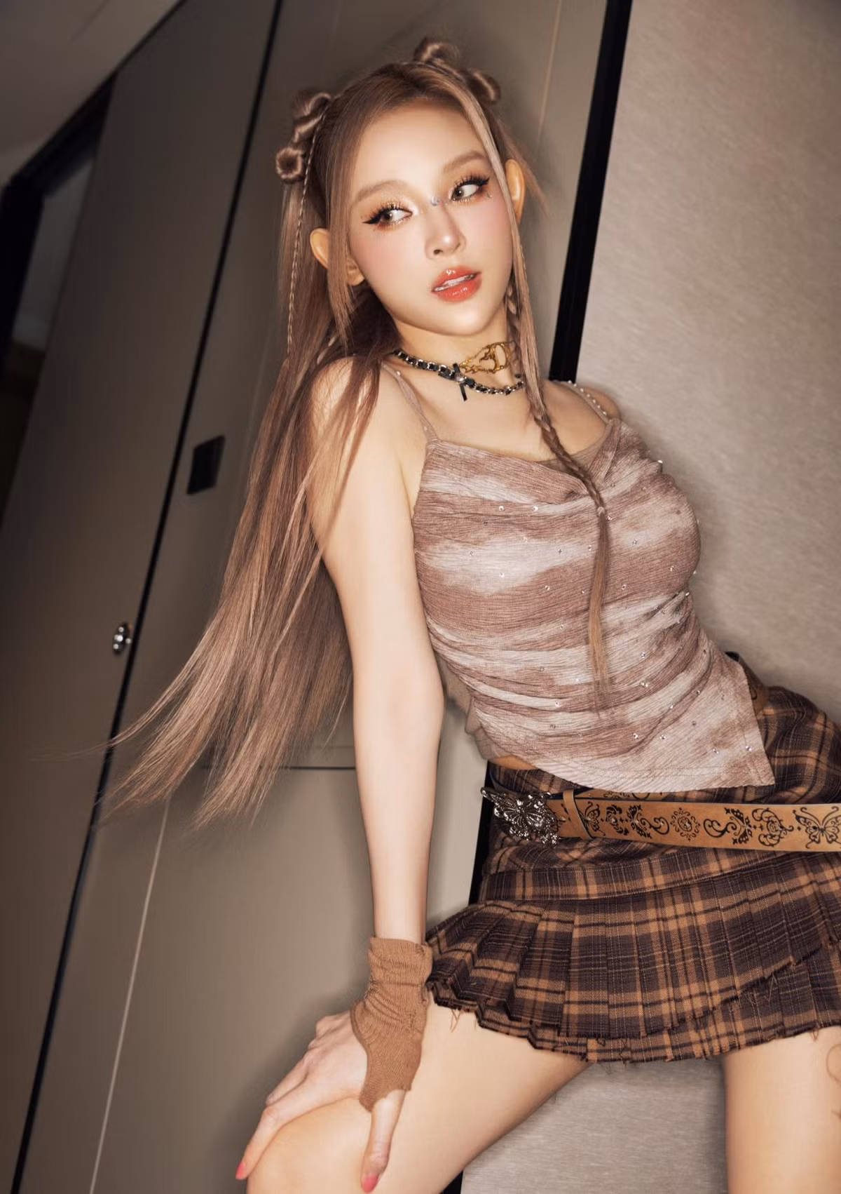 15 năm trước, Huyền Baby ghi dấu ấn bởi nhan sắc ngọt ngào, nữ tính và vóc dáng gợi cảm. Ở tuổi 35, mỹ nhân 8X được biết đến với biệt danh "người đẹp không tuổi" vì vẻ ngoài trẻ trung bất ngờ.