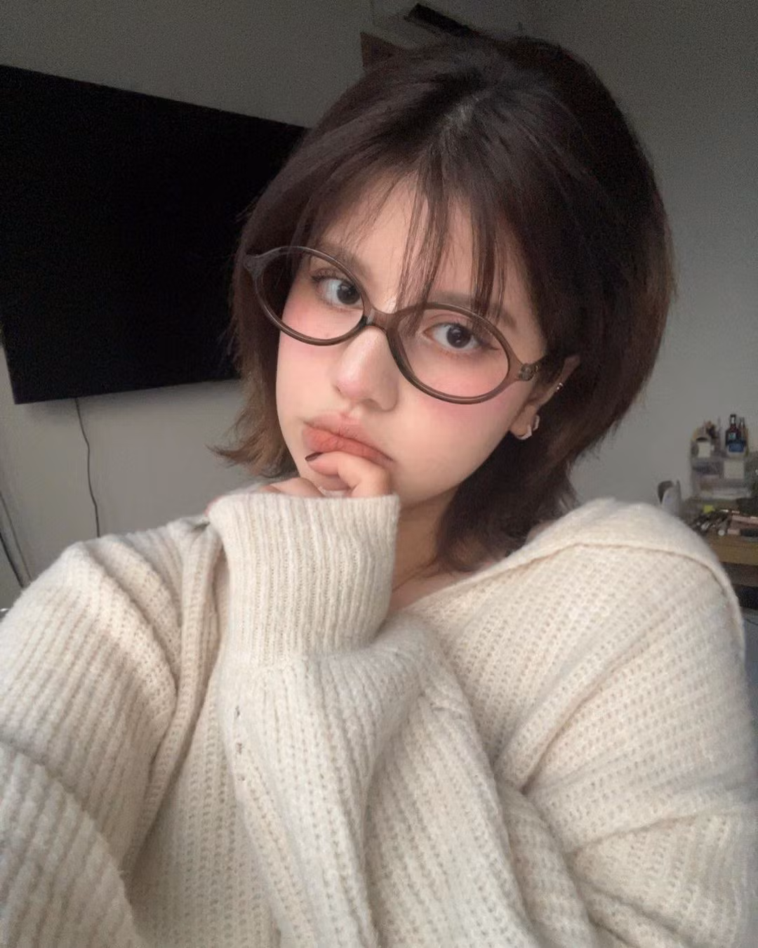 Ngoài thời gian học tập trên lớp, Ebra Lê còn tích cực xây dựng hình ảnh cá nhân phục vụ cho công việc KOL. Cũng nhờ vậy mà cô bạn có nguồn thu nhập ổn định ở tuổi 23. (Ảnh: IGNV)