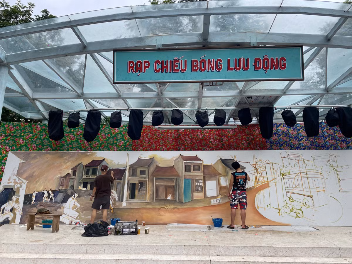 Trường đoạn 3: Đổi mới: sẽ đưa người xem về với Trúc Bạch hiện tại, với sự phát triển mạnh mẽ về kinh tế - xã hội, từ Khu phố ẩm thực đêm sôi động đến dự án Tuyến tàu điện số 6, biểu tượng cho những giá trị di sản lịch sử, văn hóa và tương lai tươi sáng của quận Ba Đình cũng như Thủ đô Hà Nội.