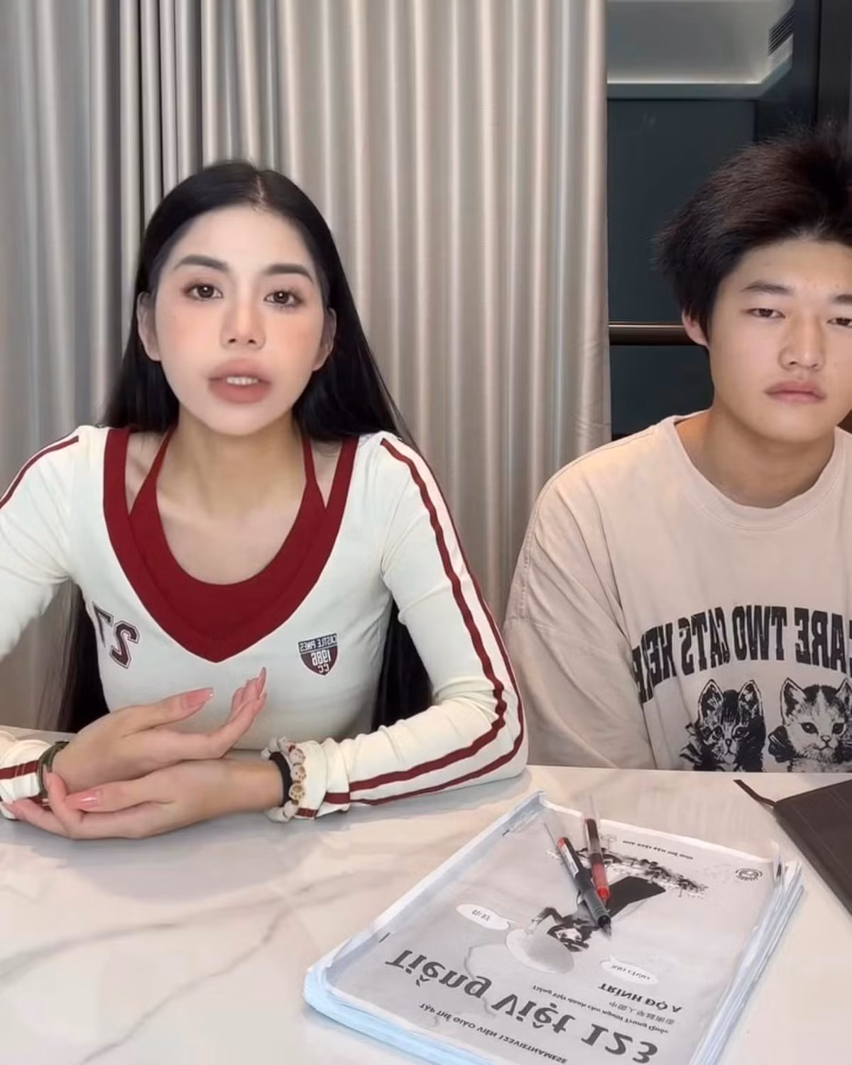 Trước những thông tin trên gây ảnh hưởng đến cuộc sống, Hằng Du Mục đã lên tiếng, xuất hiện trong video còn có cả Dịch Dương - con riêng của Tôn Bằng cùng vợ cũ, để câu chuyện thêm phần chính xác và khách quan.