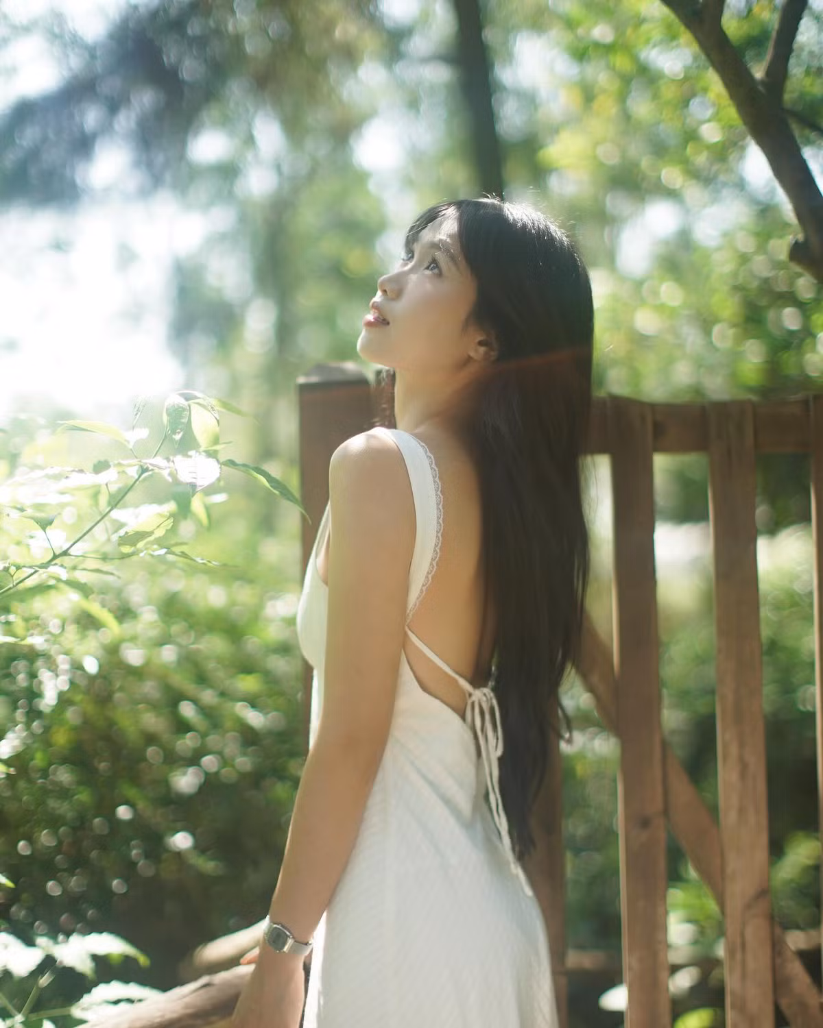 Ban đầu, cô nàng thường chia sẻ về thời trang cho các bạn sinh viên, những người có thu nhập không quá cao và nhận về rất nhiều sự chú ý, quan tâm.