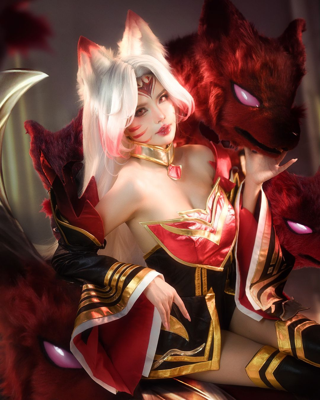 Cô nàng thỉnh thoảng cosplay thành tướng nữ trong game khiến fan không khỏi thích thú.