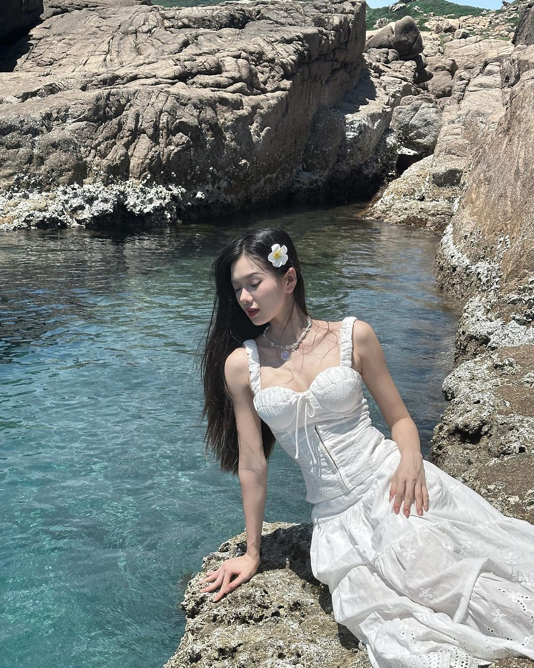 Được biết, Yên Đan đã có bạn trai, cả hai đồng hành trong công việc và cuộc sống nhiều năm nay. (Ảnh: IGNV)