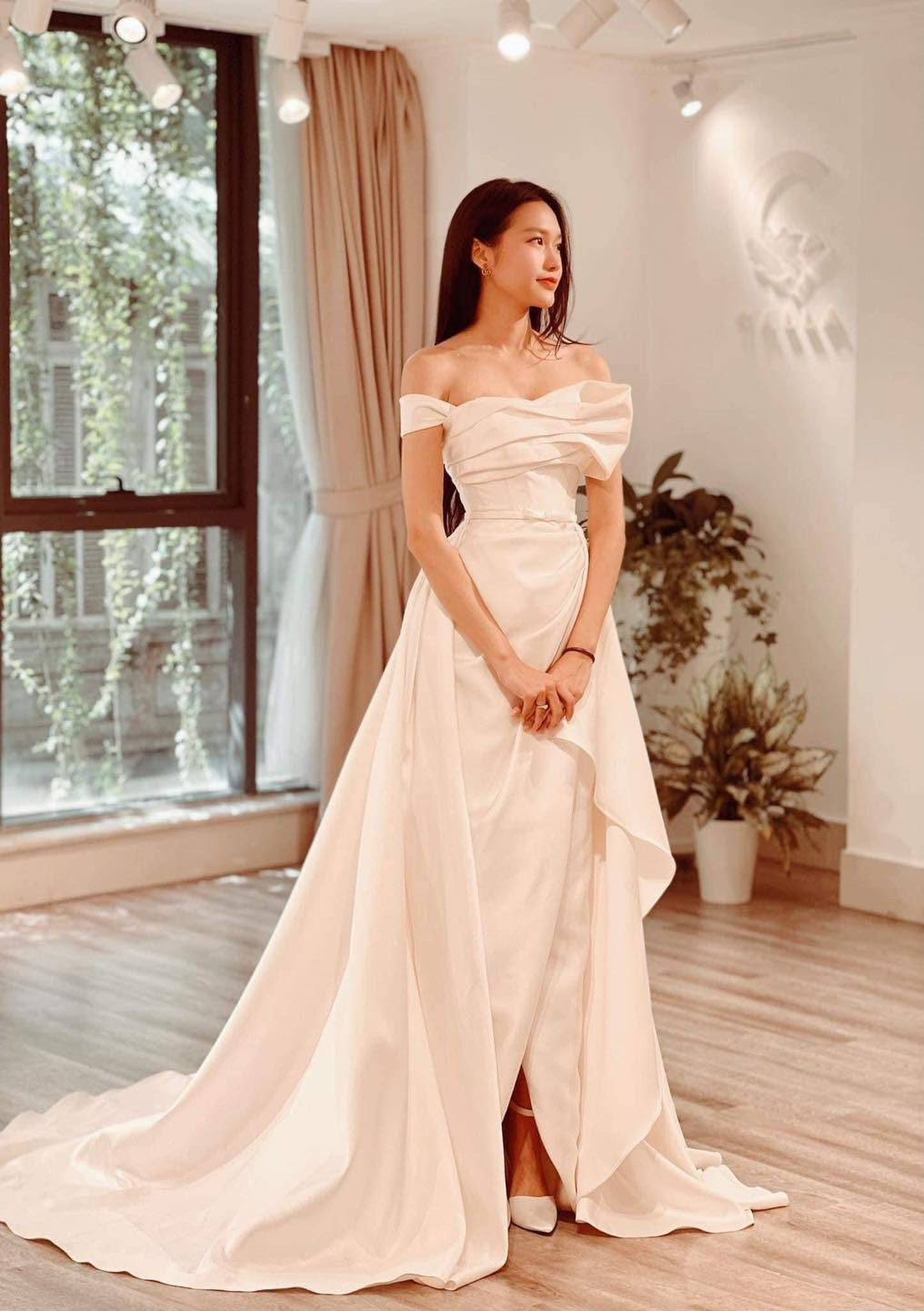 Hạnh phúc của đôi trai tài gái sắc càng trọn vẹn hơn sau khi cậu quý tử Đoàn Minh Đăng chào đời vào tháng 5/2024.