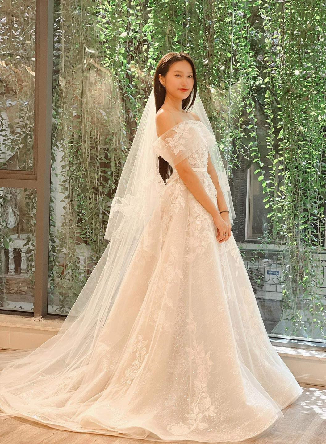 Dù đã có em bé, cuộc sống hôn nhân của Đoàn Văn Hậu và bà xã luôn hạnh phúc, ngọt ngào.