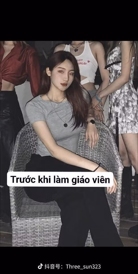 Khi còn là sinh viên sư phạm, cô gái sở hữu nhan sắc tựa như những hot girl mạng với thần thái cuốn hút.