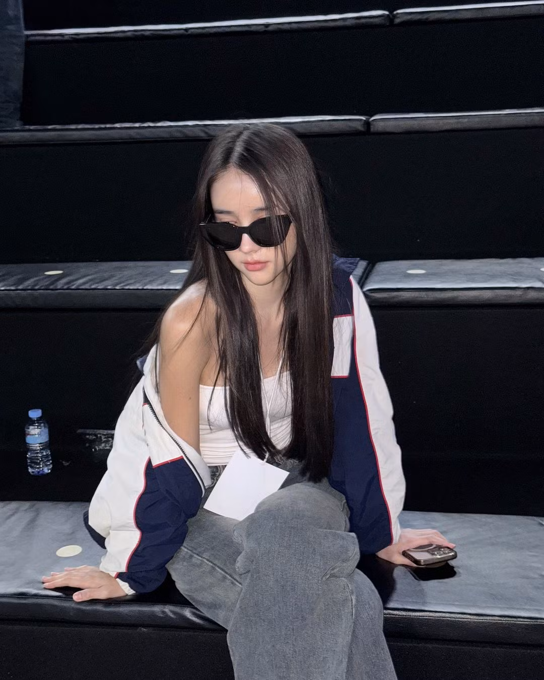 Cô nàng được ví như ví như "quốc bảo nhan sắc" của xứ Chùa Vàng.