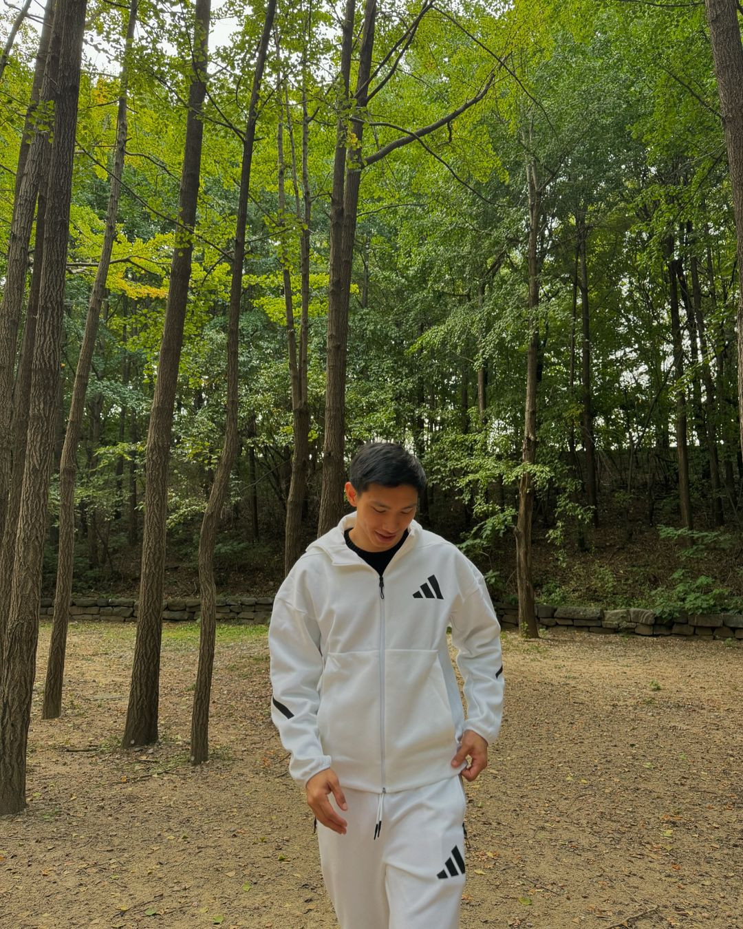 Dù không đăng tải ảnh đôi lên trang cá nhân, thế nhưng cặp đôi đăng ảnh cùng một địa điểm.