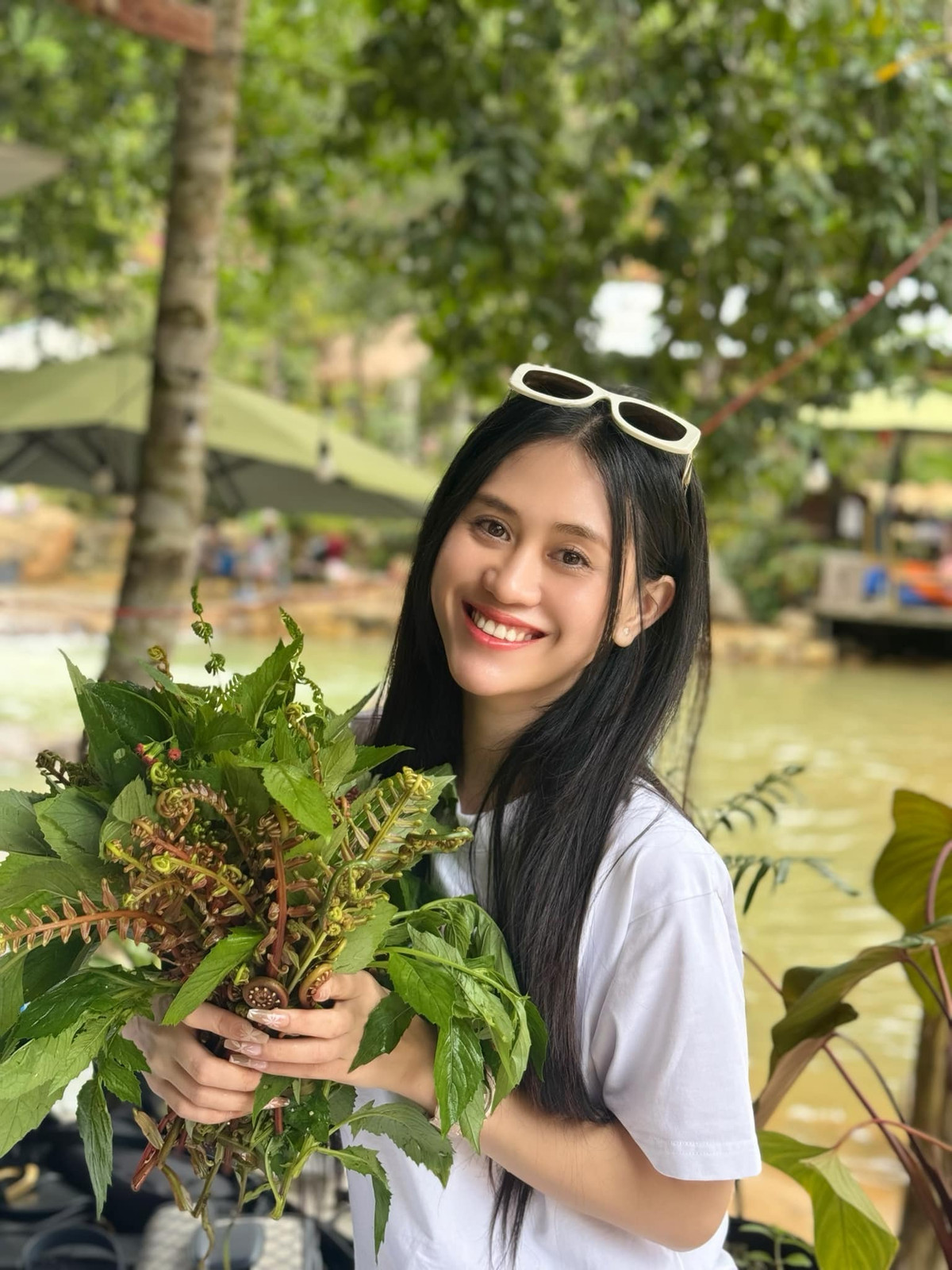 Ở thời điểm hiện tại, Jee Trần vẫn chăm chỉ hoạt động nghệ thuật, cho ra những ca khúc mới, nhận lời diễn ở nhiều sân khấu khác nhau.