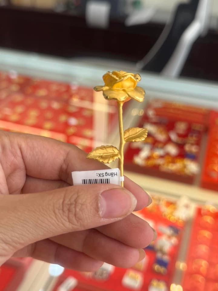 Loạt ảnh được đăng tải lên mạng xã hội về "loài hoa" đặc biệt này được nhiều chị em hào hứng tag chồng/ người yêu vào.