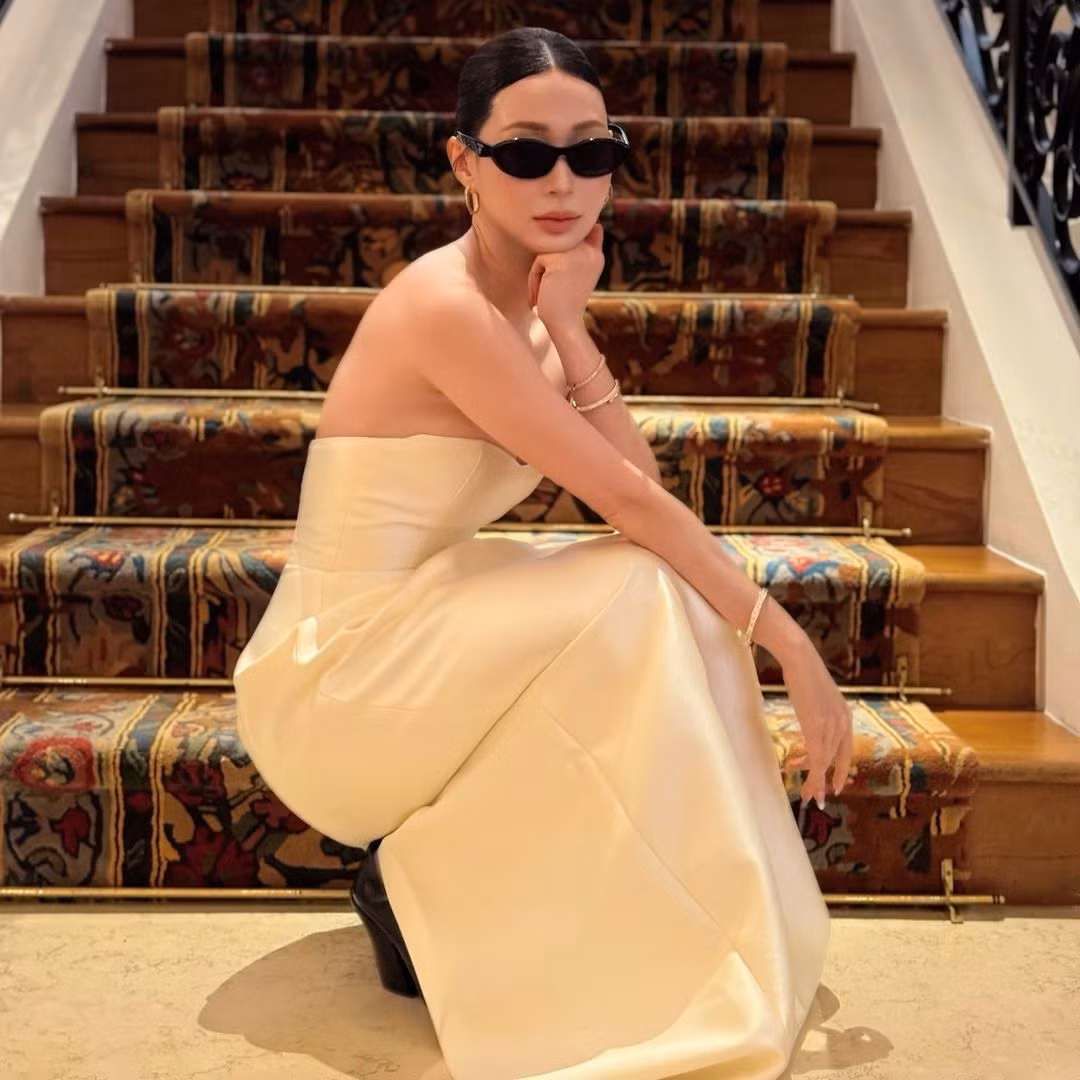 Sun HT tên thật Đoàn Nhật Minh (SN 1993, Hà Nội). Khác với hội bạn thân hot girl hiện tại hoạt động sôi nổi trong lĩnh vực nghệ thuật như Quỳnh Anh Shyn, Salim hay Chi Pu, Sun HT có cuộc sống hiện tại kín tiếng hơn khi tập trung cho kinh doanh.