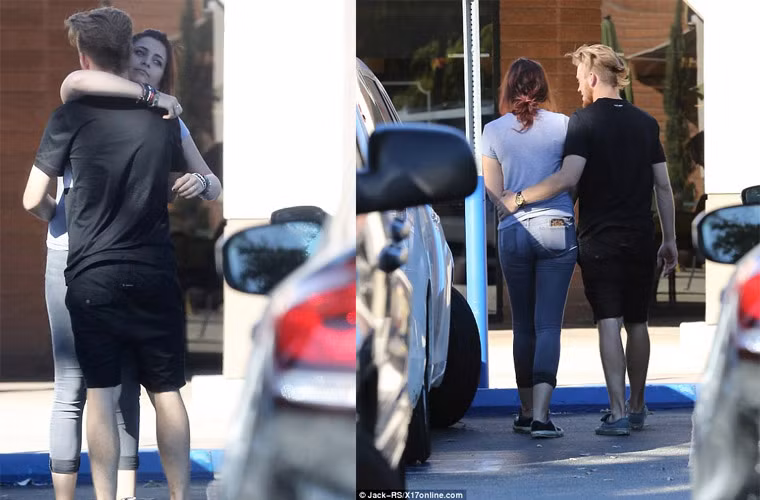 Việc quen biết Chester được cho là giúp cải thiện lối sống của Paris rất nhiều bởi bạn trai đã mang lại cho cô một sự ổn định và thoải mái trong cuộc sống mới.