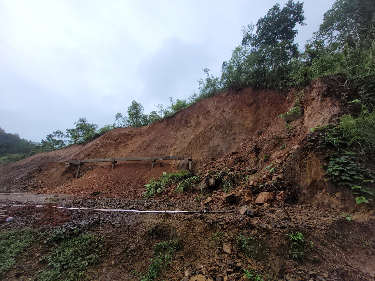 Lạng Sơn: Sập mương thủy lợi, Thường trực HĐND huyện Văn Lãng yêu cầu làm rõ trách nhiệm - Hình 8 Lang Son: Sap muong thuy loi, Thuong truc HDND huyen Van Lang yeu cau lam ro trach nhiem-Hinh-8