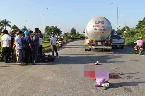 Những vụ tai nạn giao thông thảm khốc tuần qua (25/10 - 31/10/2015) - Hình 12 Nhung vu tai nan giao thong tham khoc tuan qua (25/10 - 31/10/2015)-Hinh-12