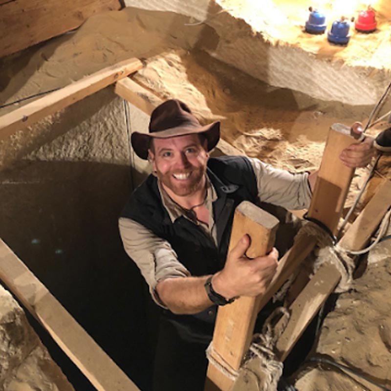 "Đây là một trong các chương trình đặc biệt nhất của kênh Discovery. Chúng tôi cố gắng tìm cách để giải mã lịch sử của Ai Cập đã bị chôn vùi dưới cát trong hàng nghìn năm. Tôi rất vui khi Josh Gates đưa chúng tôi tới một trong những chuyến thám hiểm tham vọng nhất của anh ấy", Giám đốc của kênh Discovery, Nancy Daniels cho hay.