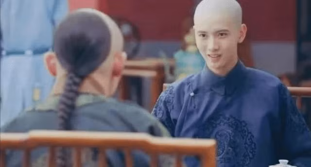 Đặc biệt, ngôi mộ bị hủy hoại nghiêm trọng và bị ngập nước sau nhiều vụ trộm mộ. Chuyên gia nhận thấy việc trùng tu lăng mộ không khả thi nên quyết định đóng cửa vĩnh viễn nơi an nghỉ ngàn thu của Quả Quân Vương.