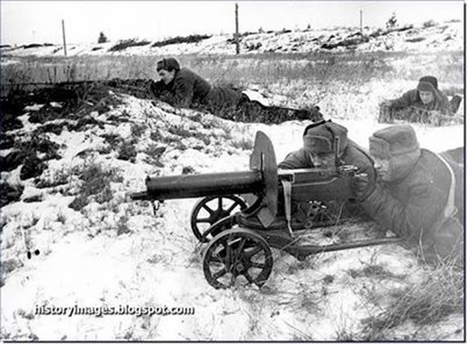 Vì vậy, phát xít Đức triển khai những hoạt động đối phó dựa trên những tài liệu mật thu giữ được của Liên Xô mà không biết đó là giả. Trong khi đó, Liên Xô thực hiện các cuộc tấn công vào mục tiêu khác mà Đức quốc xã không đề phòng. Nhờ vậy, lực lượng Liên Xô khiếm kẻ thù tổn thất lớn.