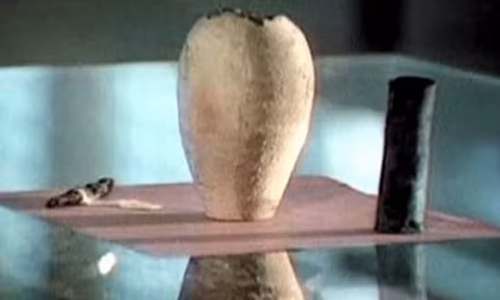 Các chuyên gia mới chỉ có thể xác định pin Baghdad là đồ vật do con người tạo ra. Do đó, họ nỗ lực tìm kiếm các manh mối giúp làm sáng tỏ mục đích sử dụng của cổ vật được tạo ra vào thời điểm khoảng 2.000 năm trước.