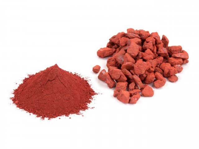 Sau khi thực hiện các kiểm tra, phân tích, các chuyên gia xác định 7 bộ hài cốt được bao phủ bởi một lớp chu sa.