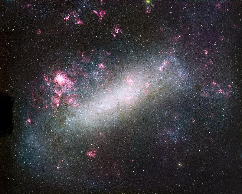 Các chuyên gia cho biết đây là hố đen "im lìm" đầu tiên được phát hiện bên ngoài dải Ngân Hà.