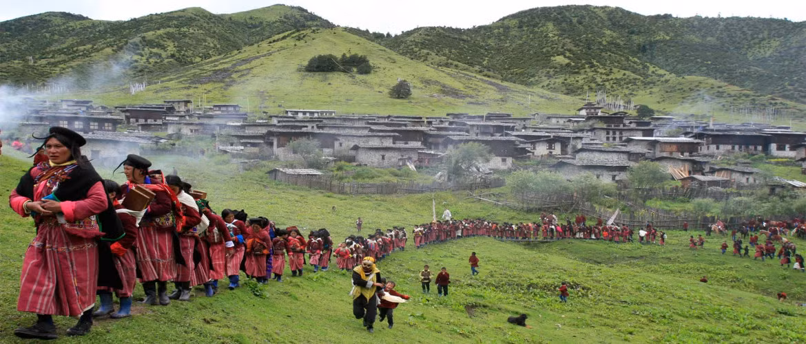 Ngôn ngữ chính thức ở Bhutan là Dzongka. Đây là một trong 24 ngôn ngữ được sử dụng ở khắp quốc gia này.