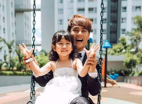 Ung Dai Ve viet nhac thieu nhi, mua nha vi con gai