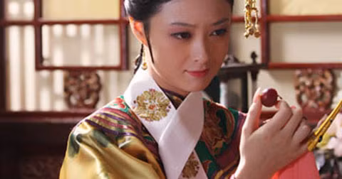 Bi mat ve ruou doc, linh dan chua bach benh trong phim TQ-Hinh-3