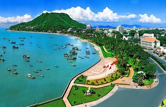 Tỉnh Bà Rịa - Vũng Tàu tiếp giáp tỉnh Đồng Nai ở phía Bắc, TP.HCM ở phía Tây, Bình Thuận ở phía Đông, còn phía Nam giáp Biển Đông.