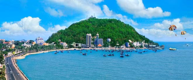 Chúa Nguyễn Phúc Tần có công xác lập chủ quyền của nước ta ở Bà Rịa - Vũng Tàu vào thế kỷ XVII.