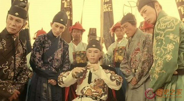 Trong một quyển sách của tác giả Steadicam, ông có viết: Giọng nói của thái giám sẽ trở nên "ồn" hơn sau khi bị hoạn. Nếu họ bị hoạn khi còn là trẻ em, giọng nói sau đó sẽ như những bé gái. Nhưng nếu họ bị hoạn sau khi đã trưởng thành thì giọng nói sẽ càng ngày càng lảnh lót hơn.