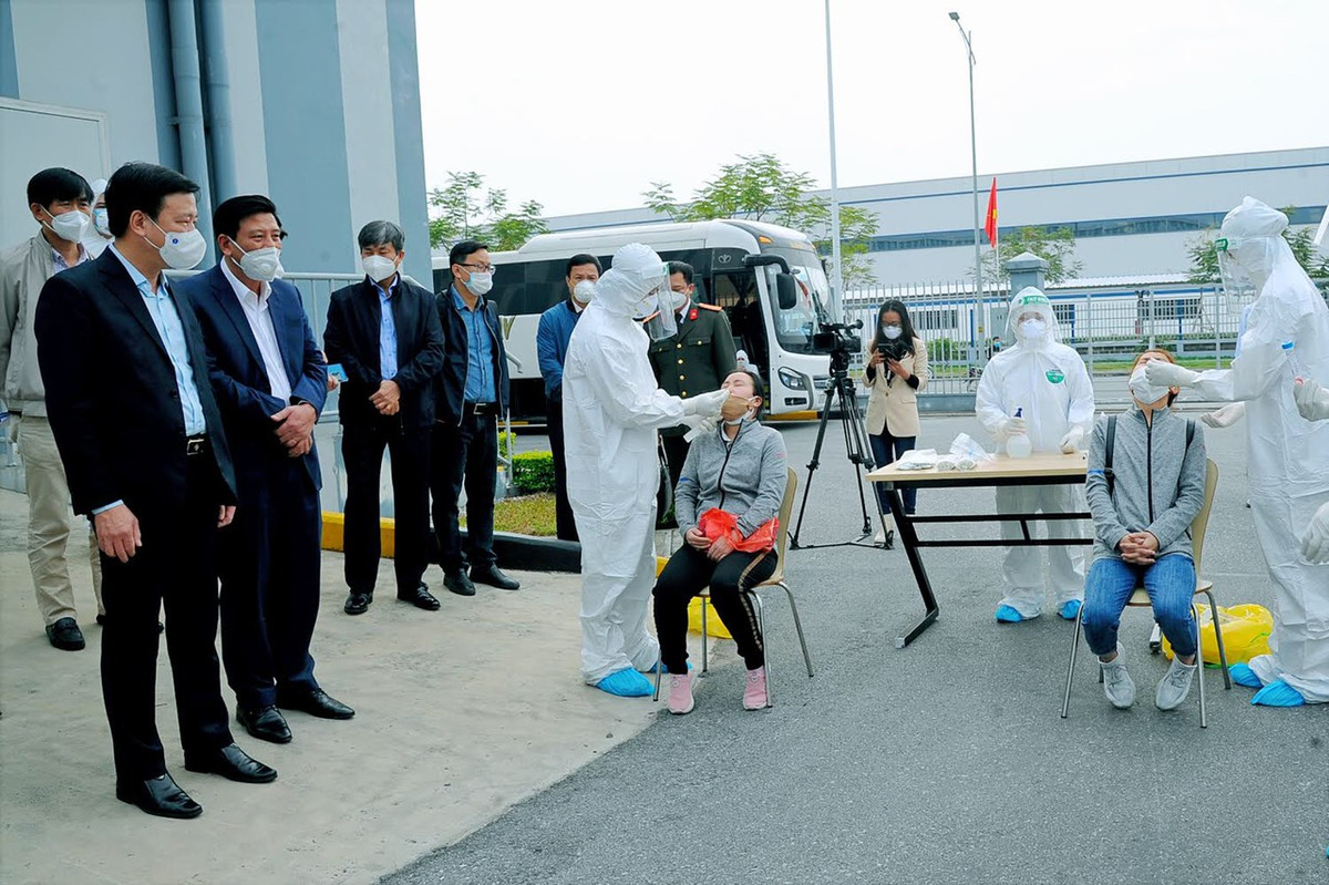 COVID-19: Doanh nghiep Cam Giang duoc san xuat khi dap ung du dieu kien gi?